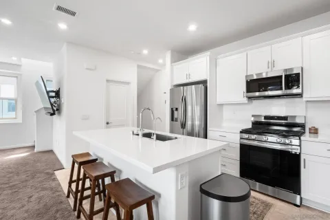 $650,000 | 1549 Fig Tree Way, Oceanside, CA 92056