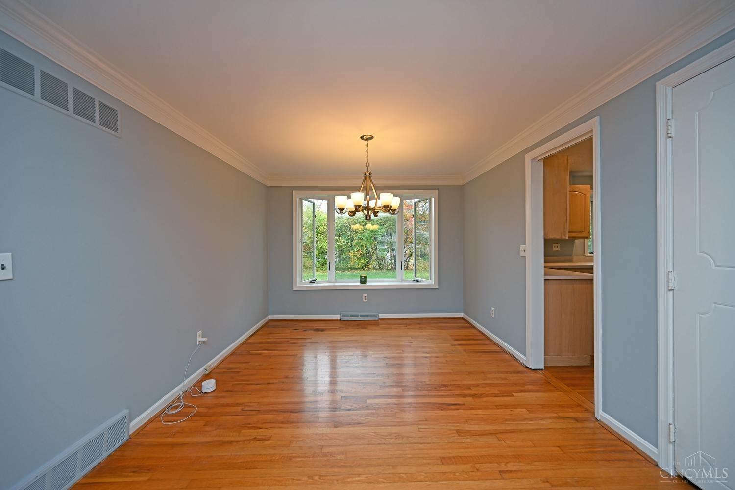 779 Ackley Road Cincinnati, OH 45255 - Photo 9 of 35 Gallery Image 9