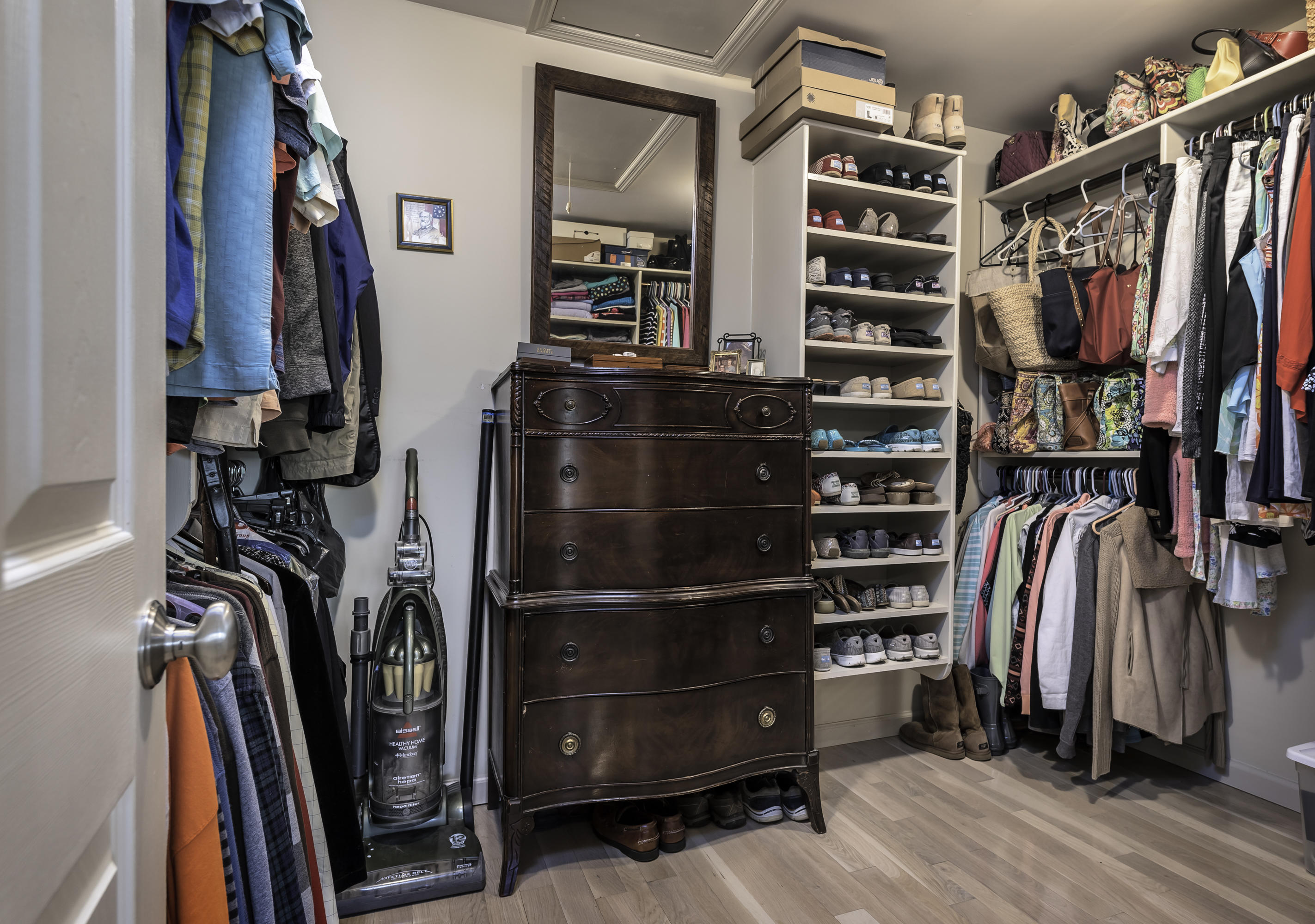 1402 Marshwind Island Road Awendaw, SC 29429 - Photo 14 of 33 Amazing master closet