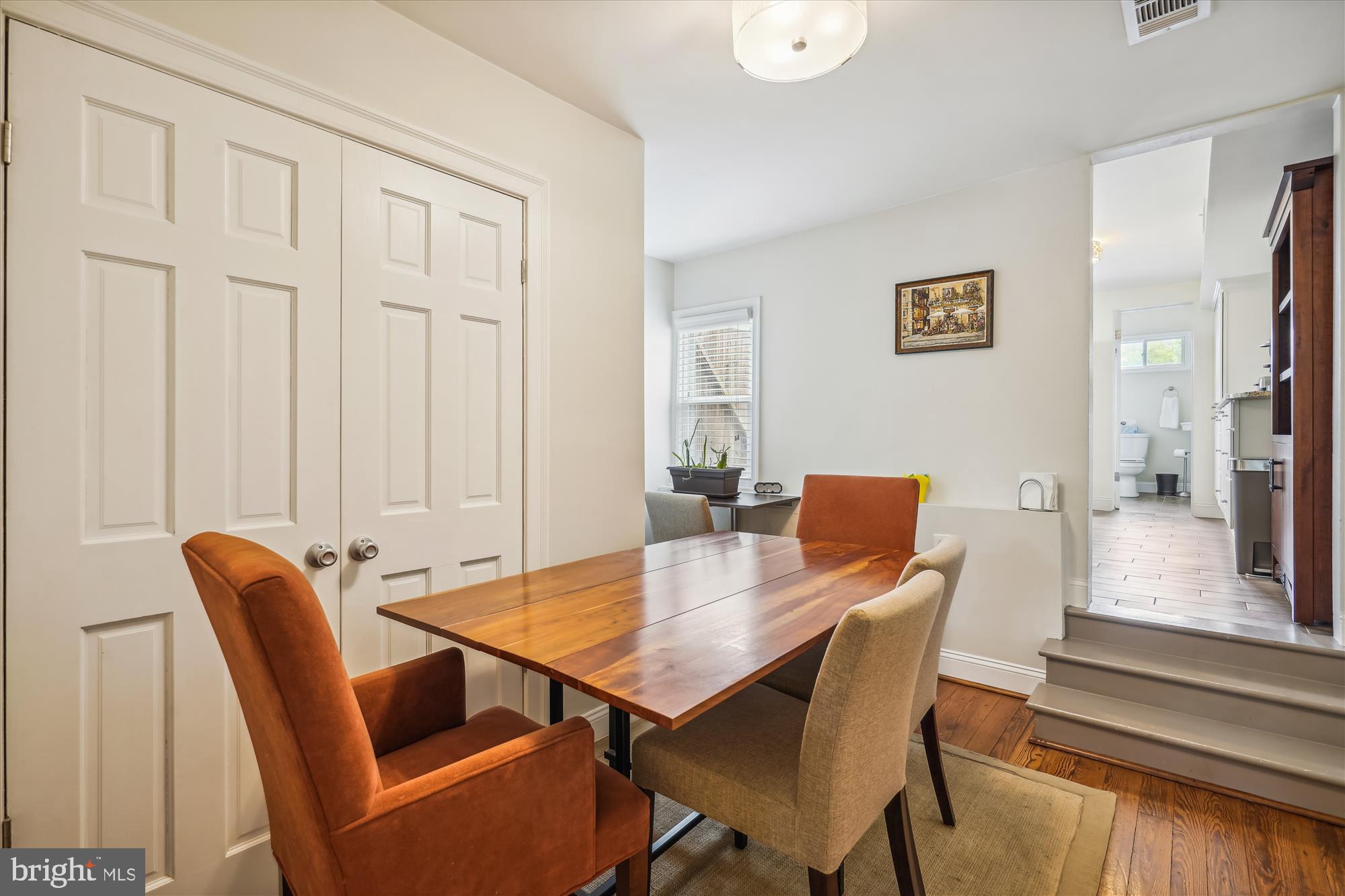 908 Pendleton Street Alexandria, VA 22314 - Photo 6 of 35 Dining Room