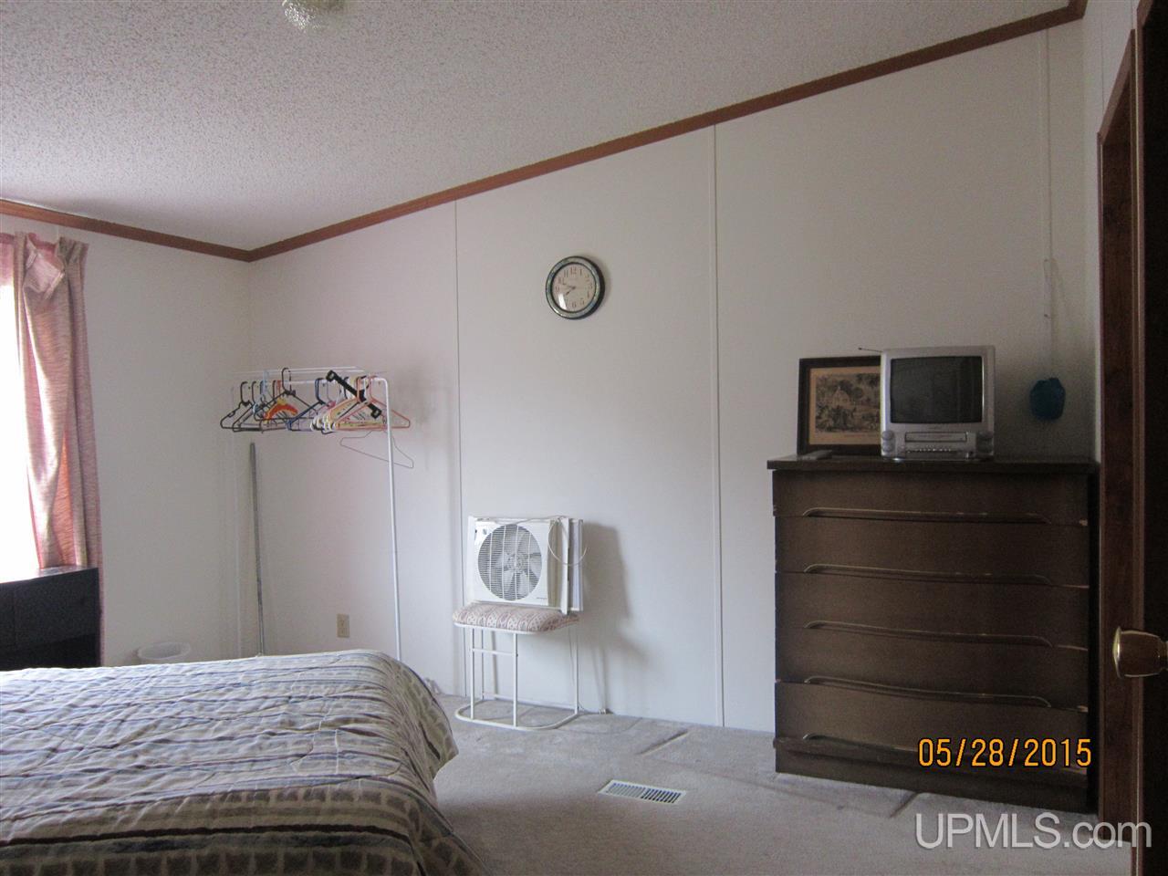 E21790 Ridge Road Grand Marais, MI 49839 - Photo 11 of 12 Gallery Image 11