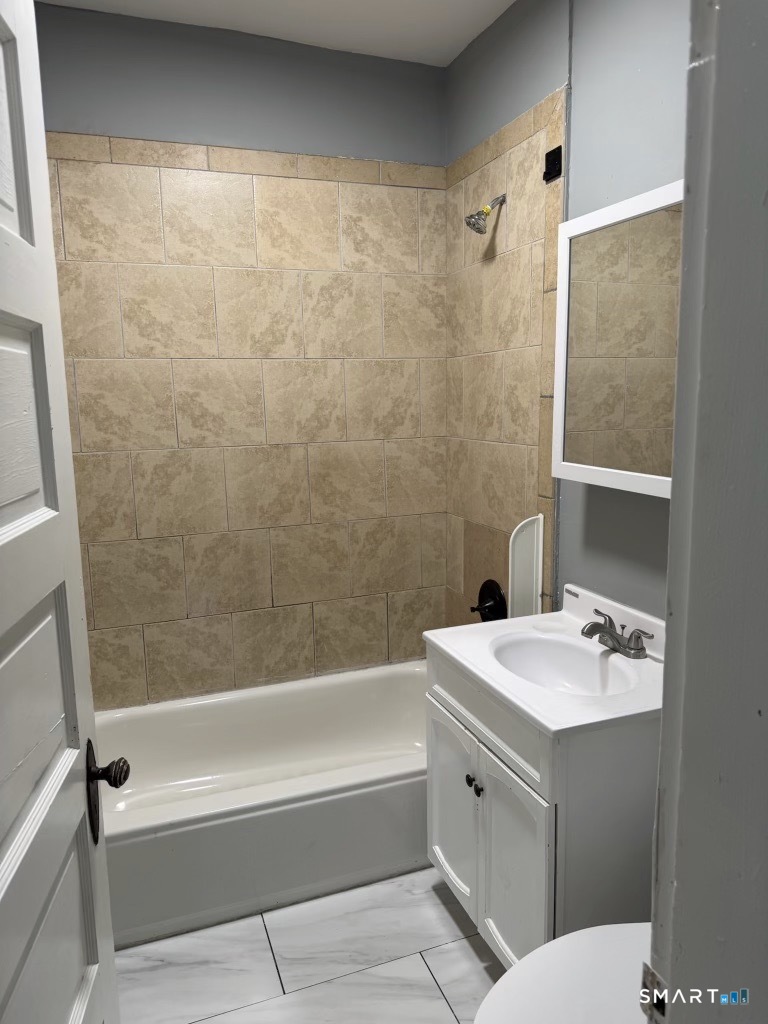 473 Putnam Street, Unit 2 Bridgeport, CT 06608 - Photo 6 of 6