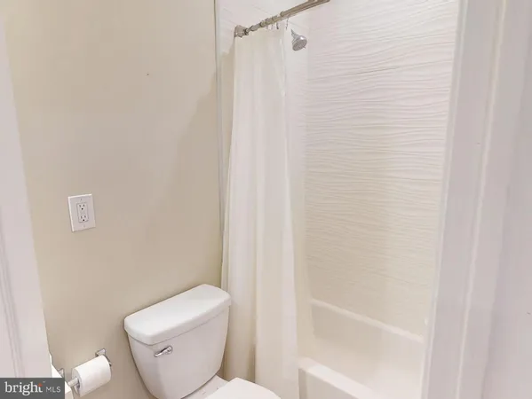 $1,400 | 1404 South 2nd Street, Unit 1, Philadelphia, PA 19147