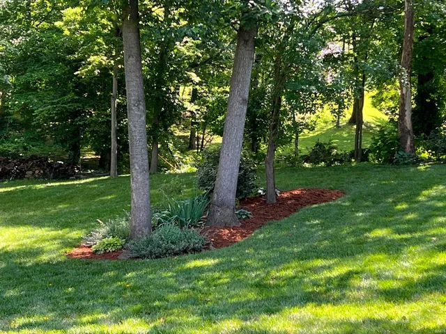 $499,900 | 2 Green Acres Road, Washington, IN 47501