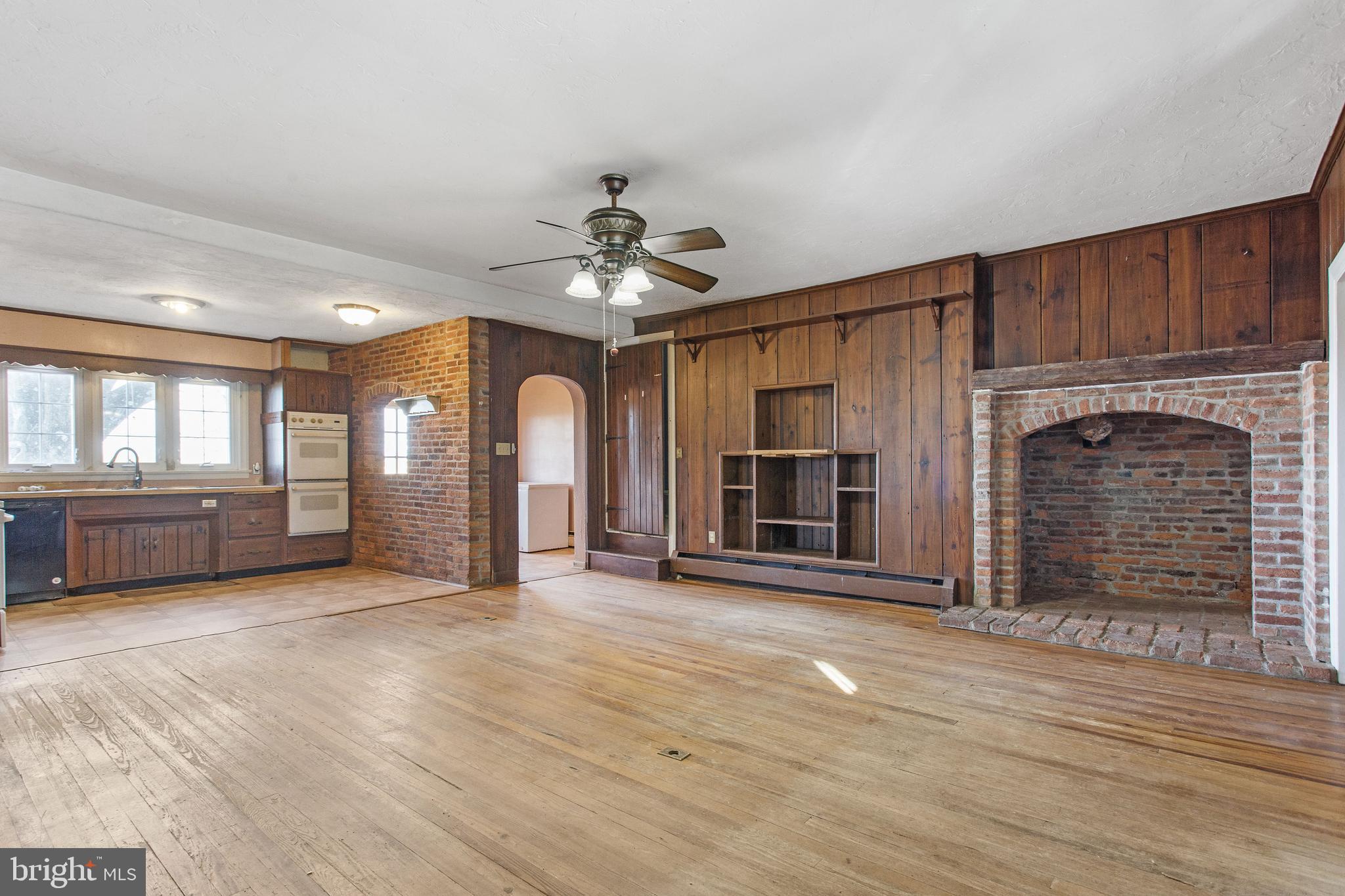 1120 Hanover Pike Littlestown, PA 17340 - Photo 11 of 50