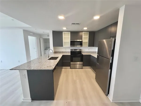 $1,830 | 5579 Millennia Park Drive, Unit 322, Orlando, FL 32839