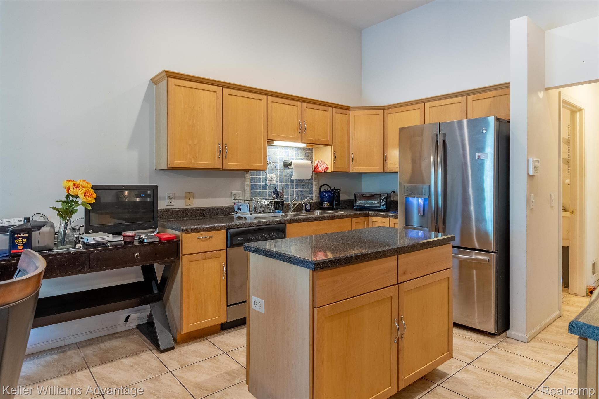 22500 Timber Ridge Court Trenton, MI 48183 - Photo 3 of 29 Gallery Image 3