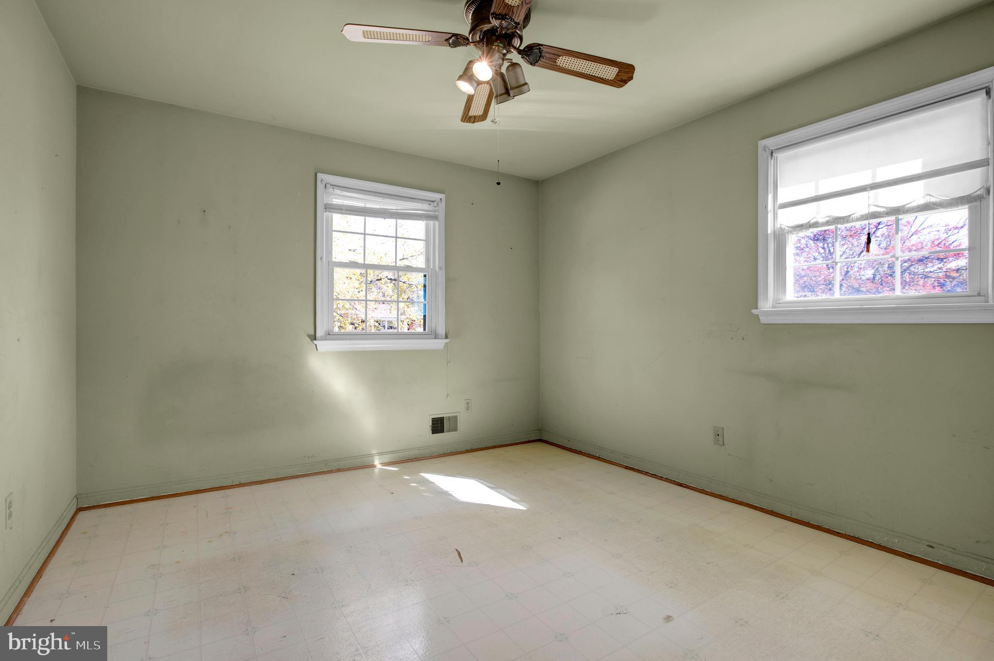 6811 Coolridge Road Temple Hills, MD 20748 - Photo 30 of 56 Upper Level BR #5