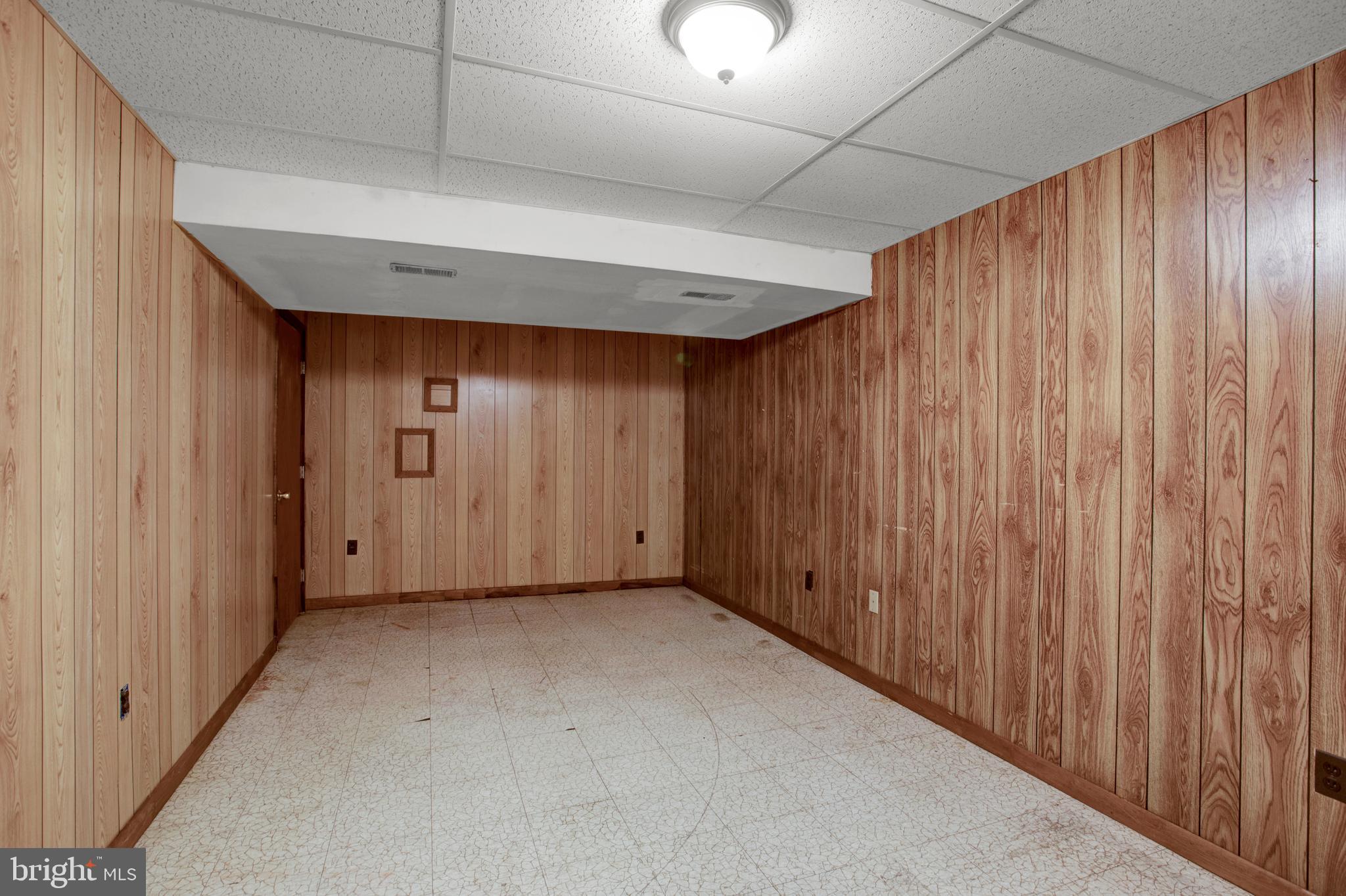 6811 Coolridge Road Temple Hills, MD 20748 - Photo 38 of 56 Potential office space #1