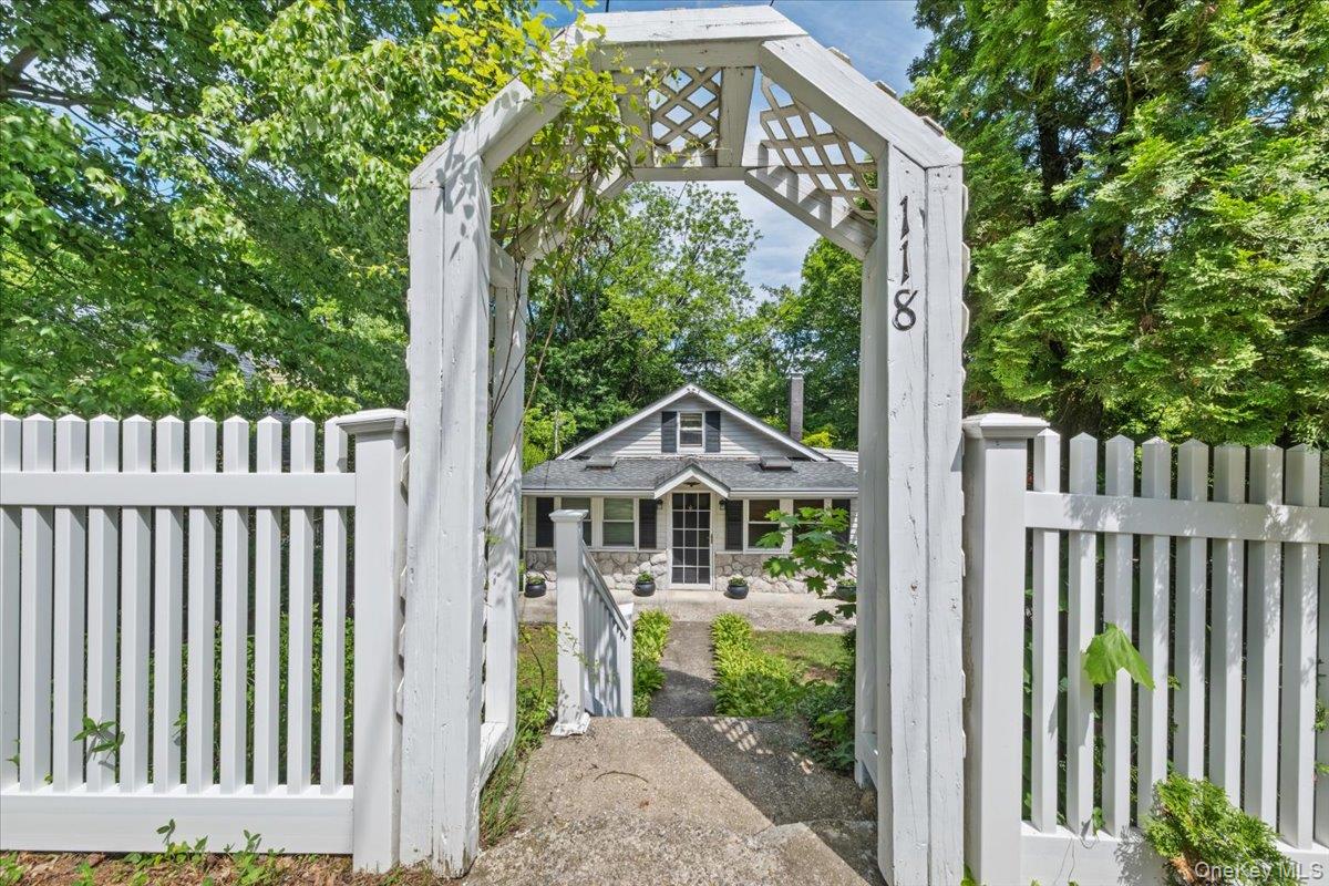 118 Hewitt Street Lake Peekskill, NY 10537 - Photo 45 of 48