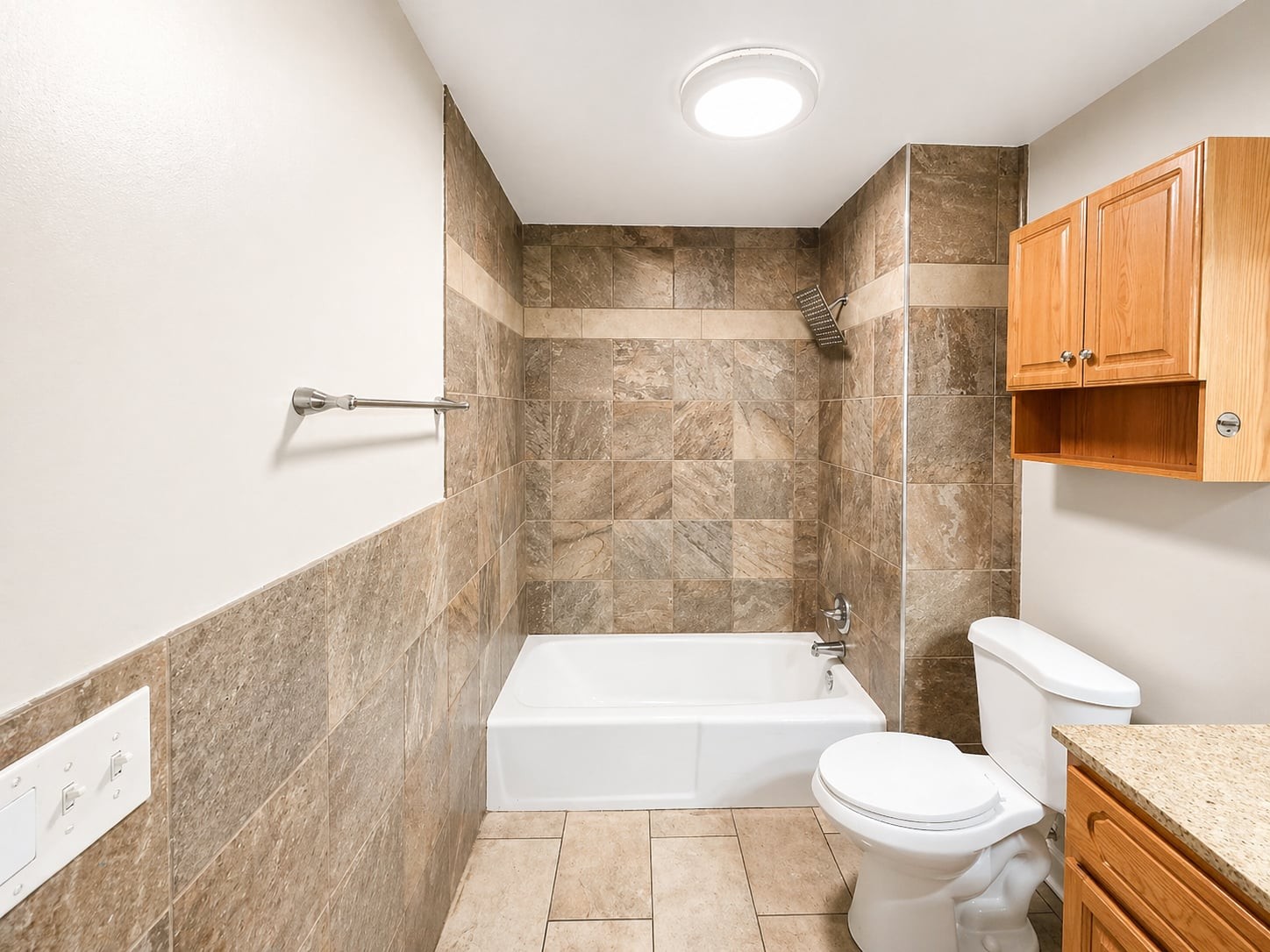 555 North Dupont Avenue, Unit A12 Madison, TN 37115 - Photo 6 of 10