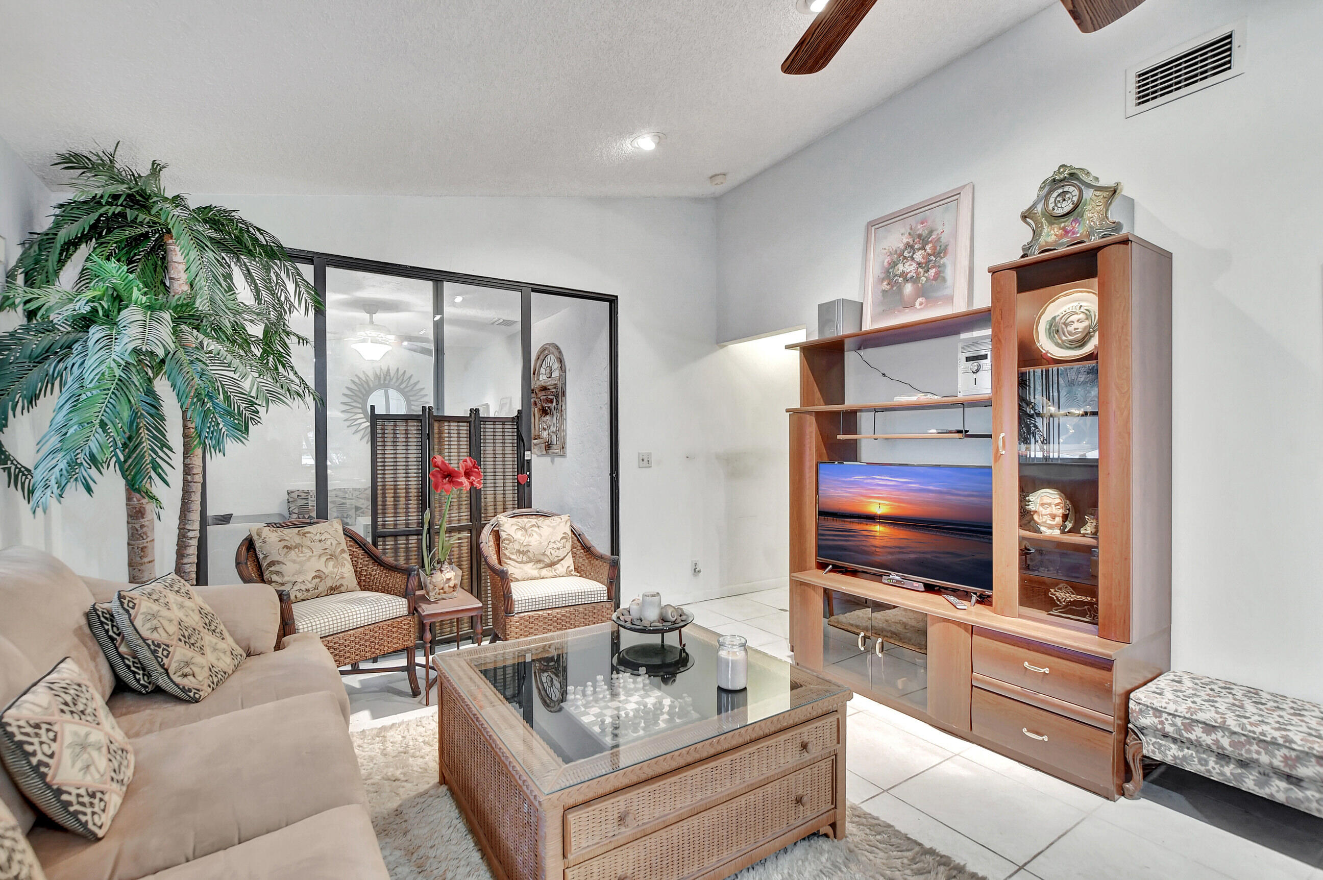 8238 Springtree Road, Unit A Boca Raton, FL 33496 - Photo 12 of 48 12_dsc_1556