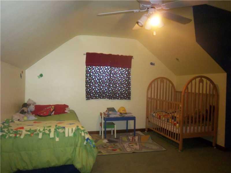 101 Hillendale Road Pittsburgh, PA 15237 - Photo 13 of 22 Bedroom.