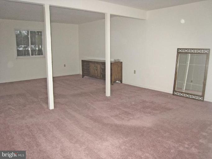 11706 Blue Smoke Trail Reston, VA 20191 - Photo 4 of 17 Family Room