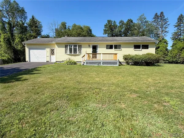 $199,900 | 2 Vine Court, Utica, NY 13502