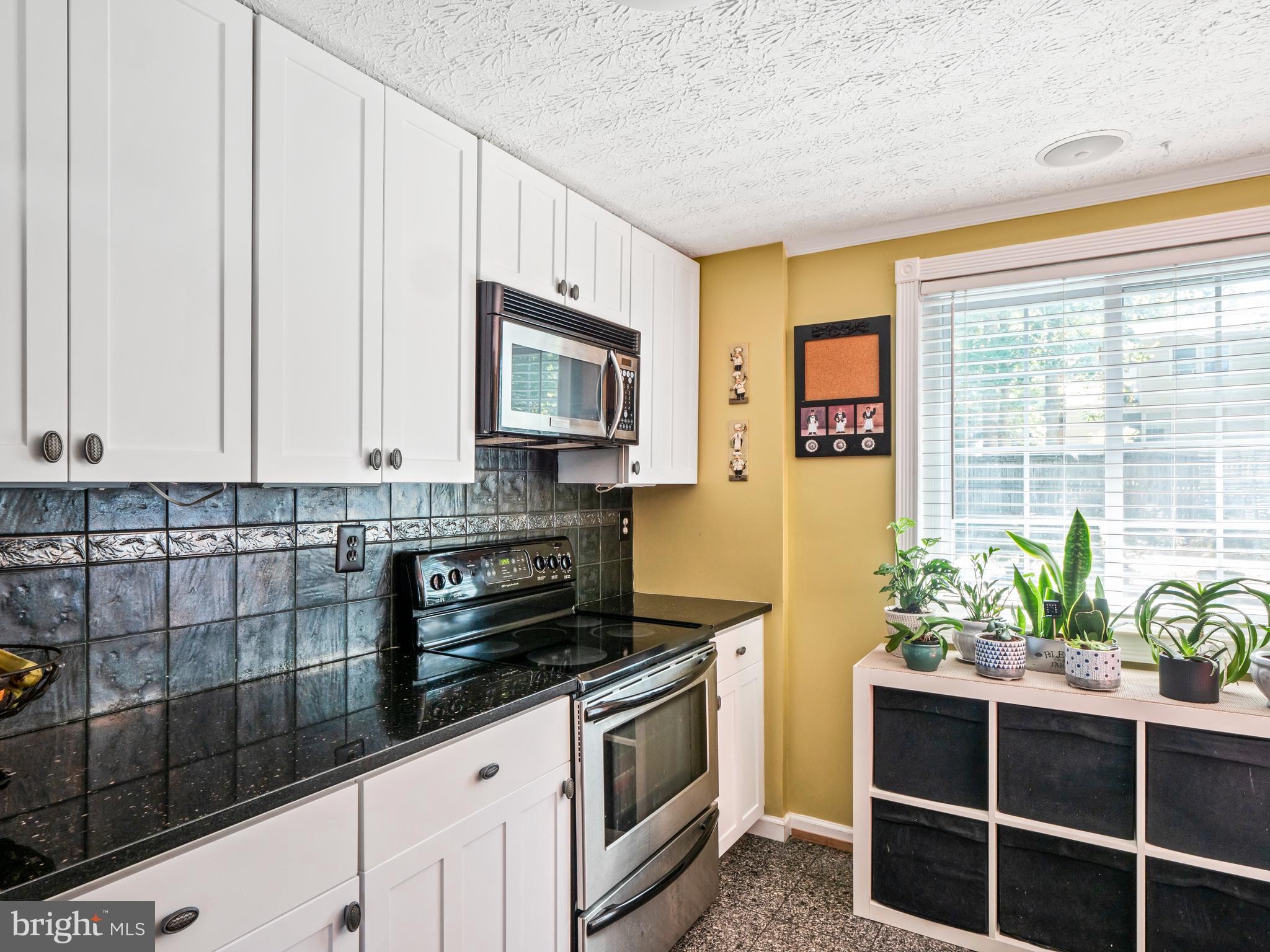 8073 Winding Way Court Springfield, VA 22153 - Photo 10 of 33 Gallery Image 10
