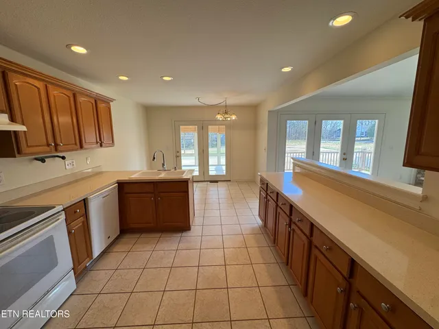 $529,000 | 103 Oohleeno Way, Loudon, TN 37774