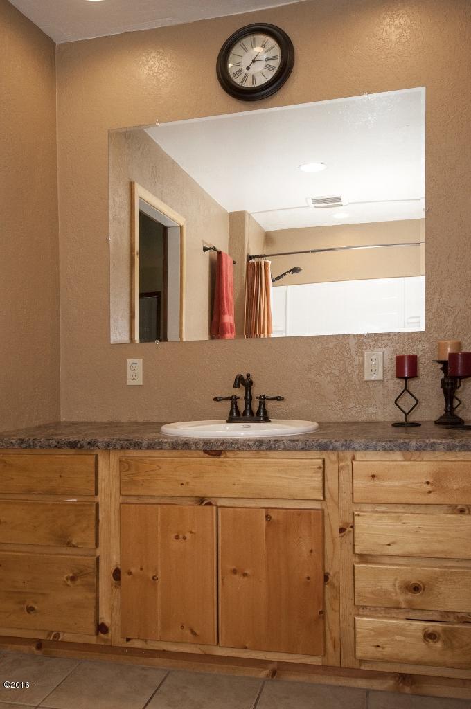 316 Old River Road Northeast Siletz, OR 97380 - Photo 19 of 37 Master Bath - View 1 (680x1024)