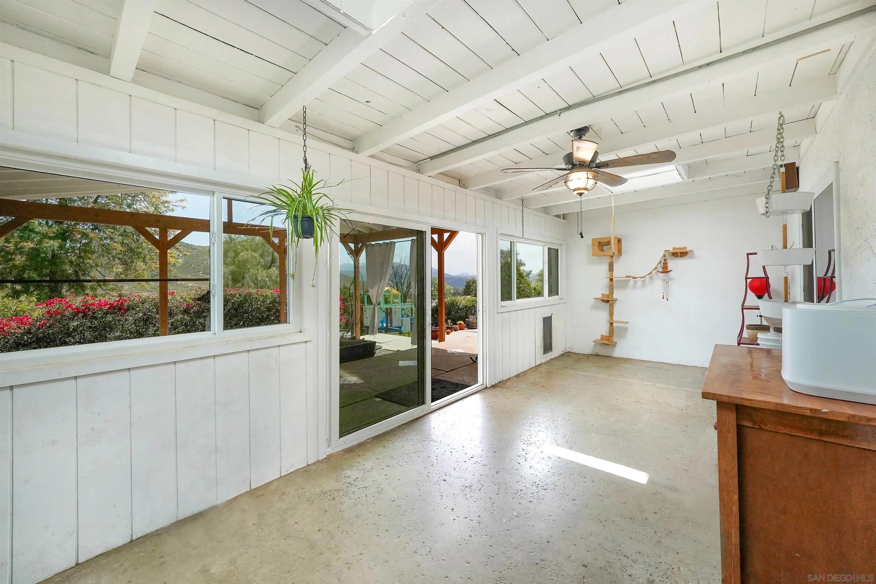 24563 Del Amo Road Ramona, CA 92065 - Photo 38 of 59 a view of a room with gym equipment