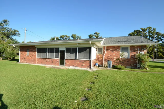 $215,000 | 1613 Bayou Black Drive, Houma, LA 70360