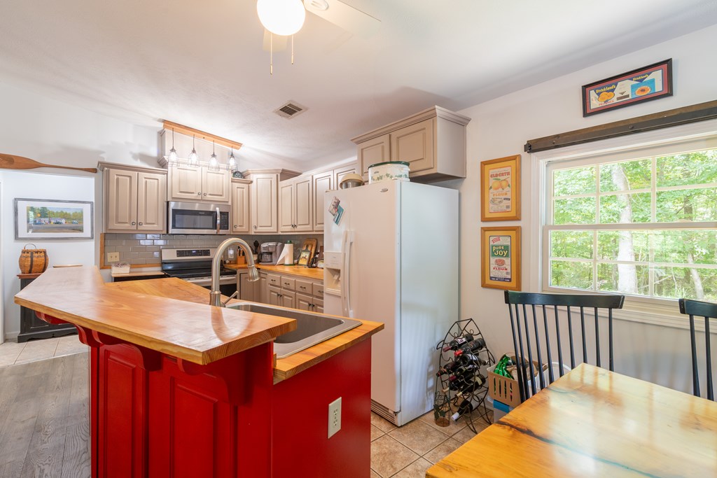 145 Robin Drive Hamilton, GA 31811 - Photo 4 of 23