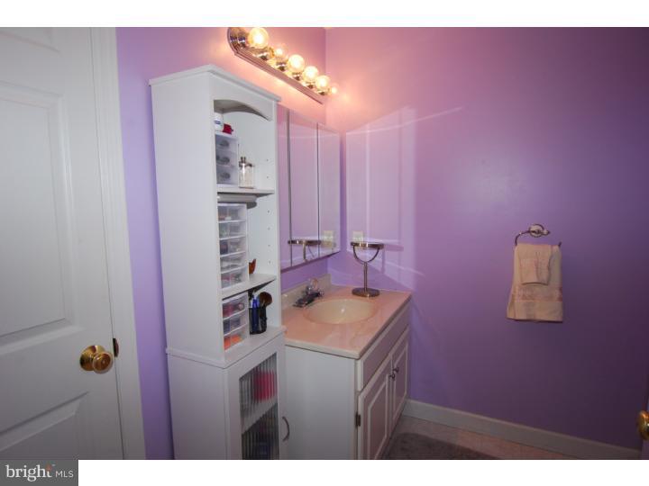 118 Michigan Drive Sinking Spring, PA 19608 - Photo 11 of 17