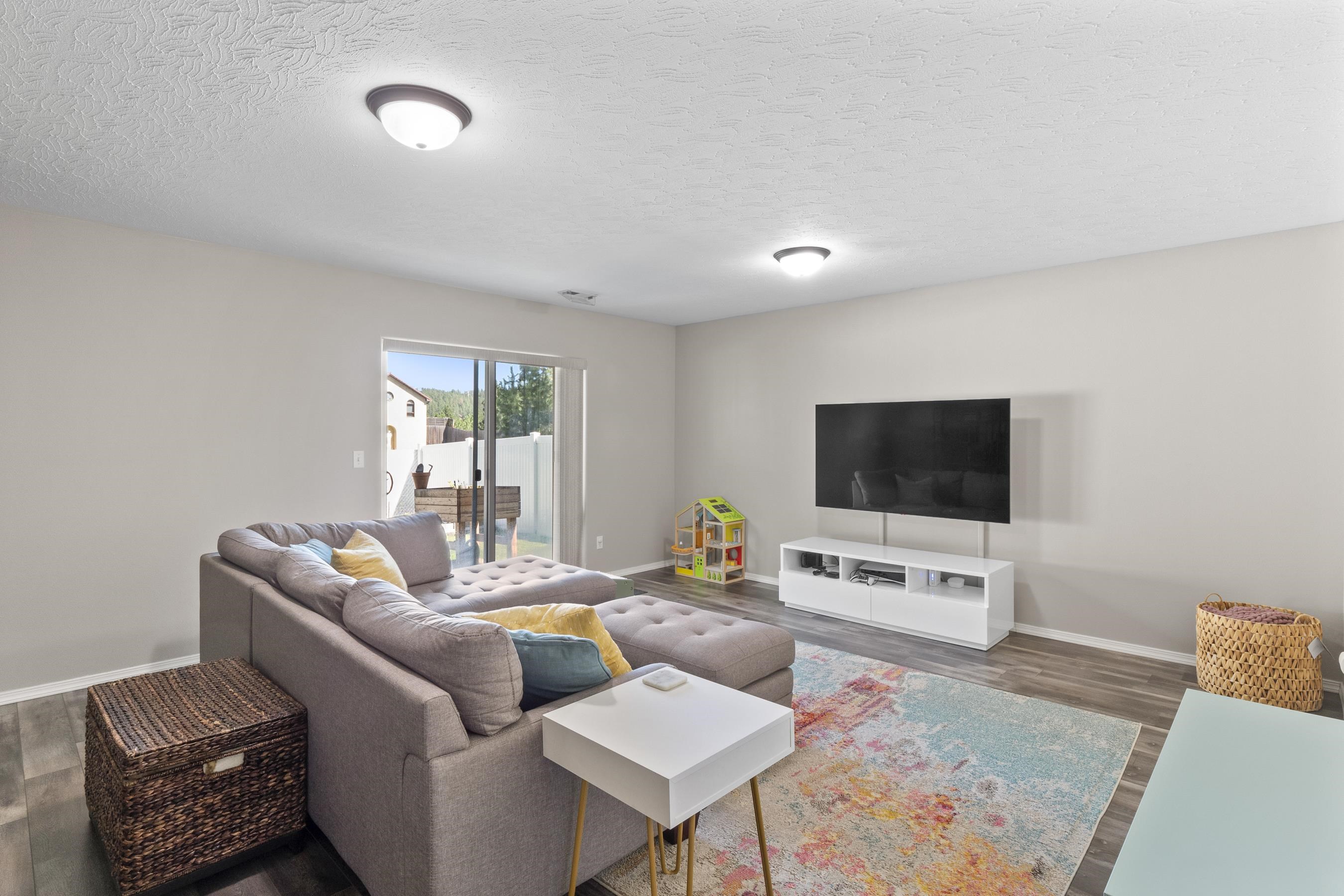 4027 South Bates Road Spokane Valley, WA 99206 - Photo 16 of 26 Gallery Image 16
