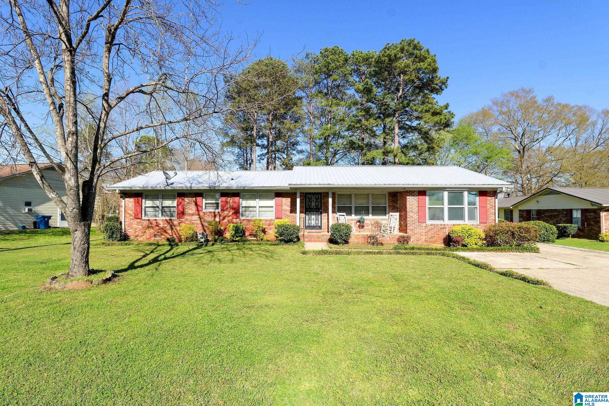 1409 Greenmeadow Road Anniston, AL 36207 - Photo 9 of 50