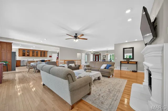 $974,900 | 1709 Everest Avenue, O'Fallon, MO 63366