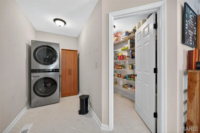 $974,900 | 1709 Everest Avenue, O'Fallon, MO 63366