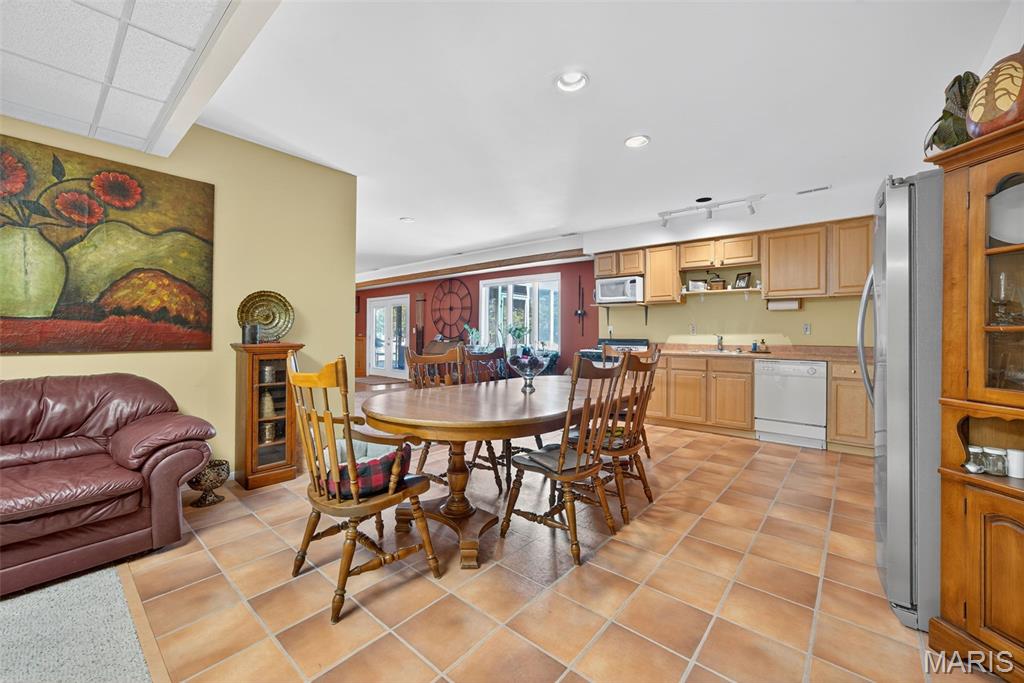 1709 Everest Avenue O'Fallon, MO 63366 - Photo 55 of 91