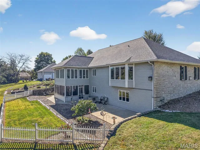 $949,900 | 1709 Everest Avenue, O'Fallon, MO 63366