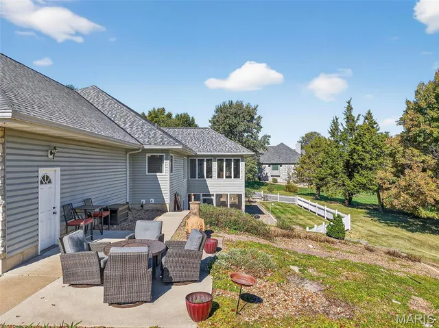 $949,900 | 1709 Everest Avenue, O'Fallon, MO 63366