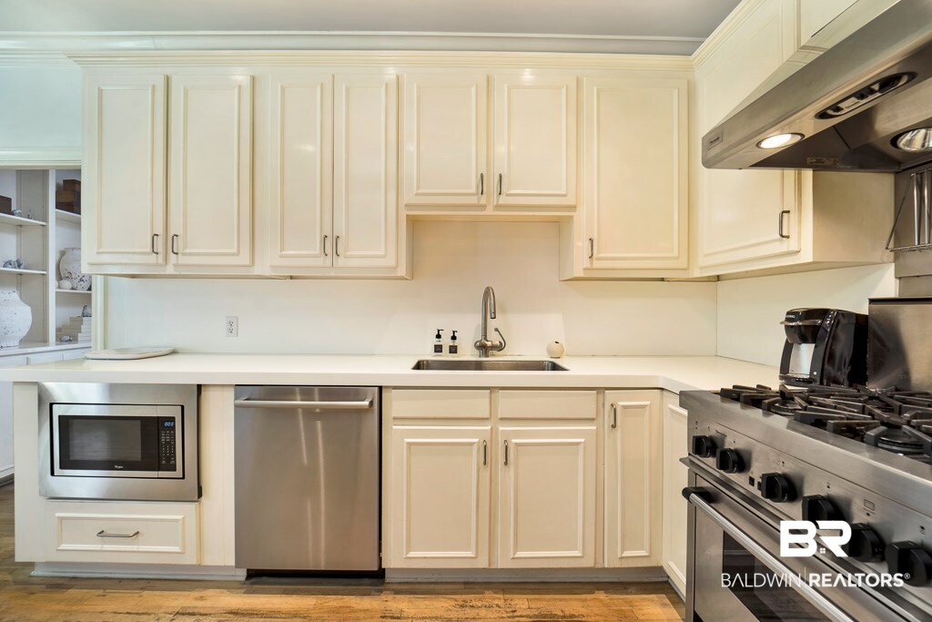 1012 Bristol Court Mobile, AL 36608 - Photo 15 of 23