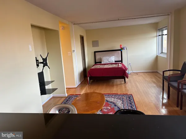 $1,450 | 7333 New Hampshire Avenue, Unit 1107, Takoma Park, MD 20912