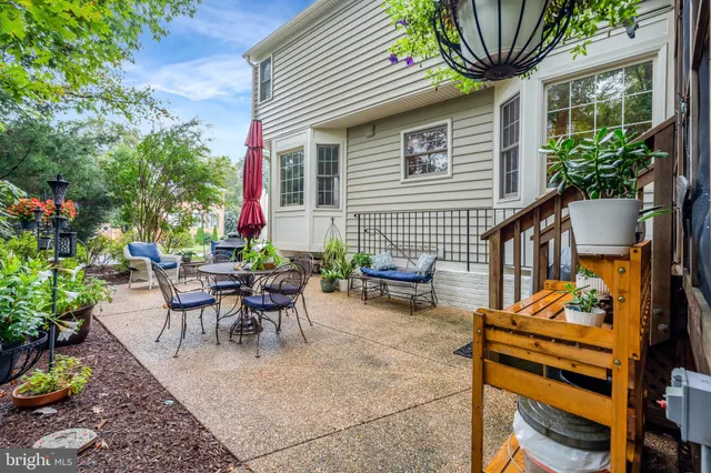 $949,990 | 13100 Rockpointe Court, Clifton, VA 20124