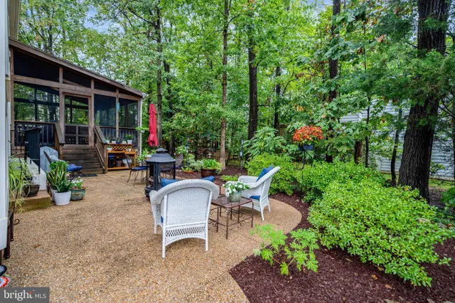 $949,990 | 13100 Rockpointe Court, Clifton, VA 20124