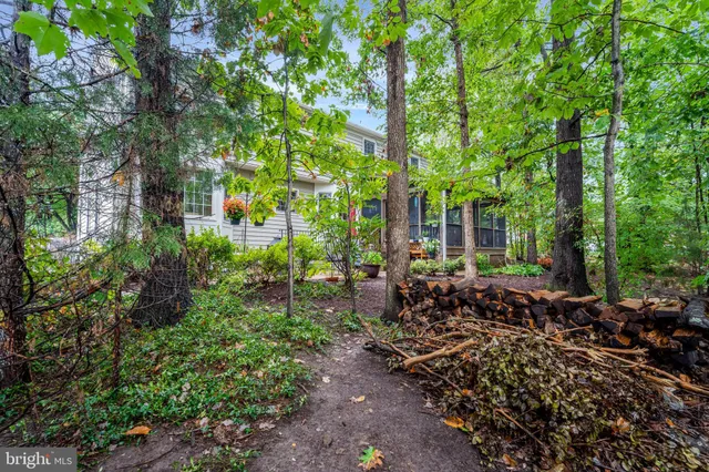 $949,990 | 13100 Rockpointe Court, Clifton, VA 20124