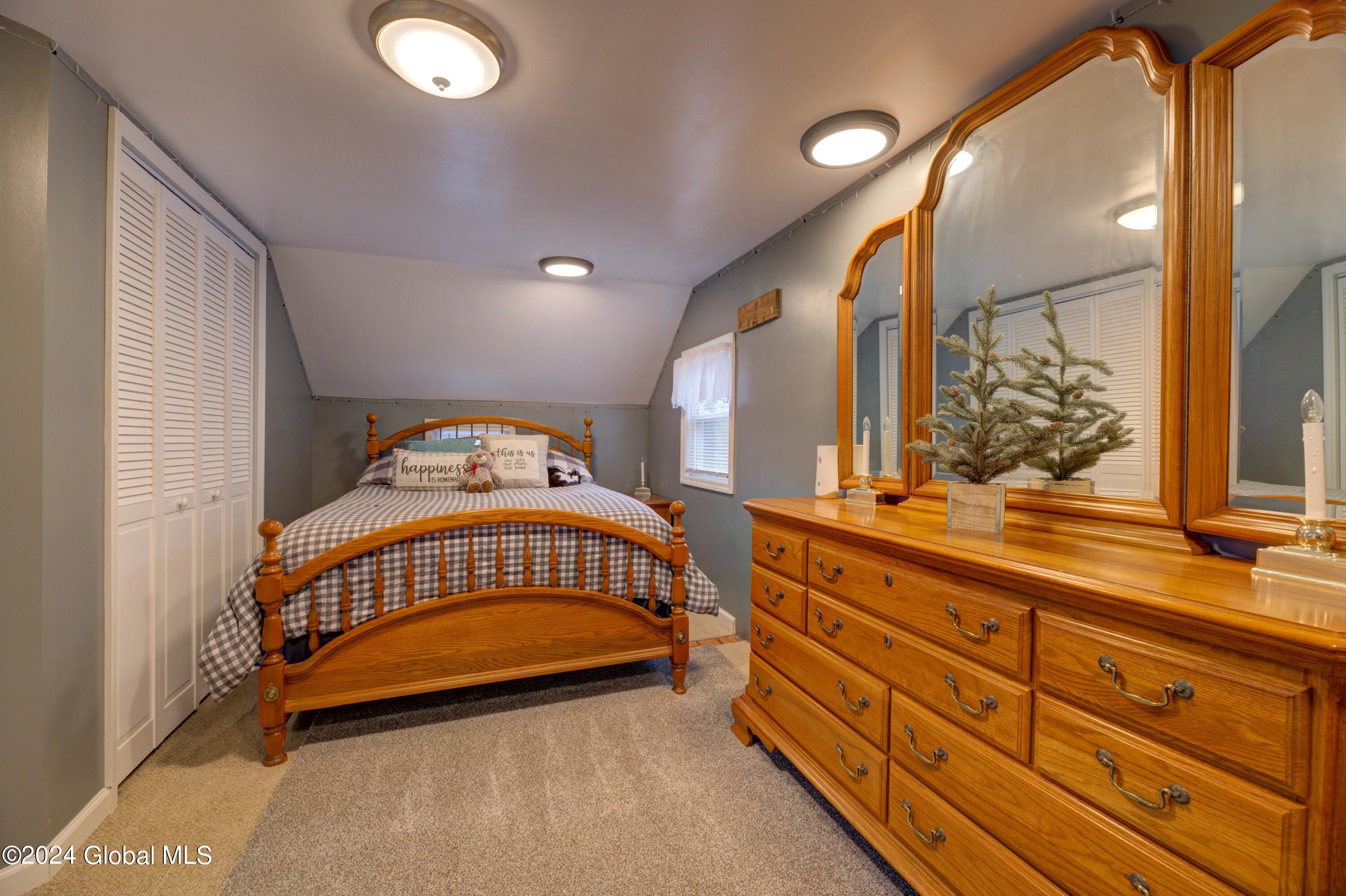 340 Barker Road Gloversville, NY 12078 - Photo 17 of 37 340 Barker-19