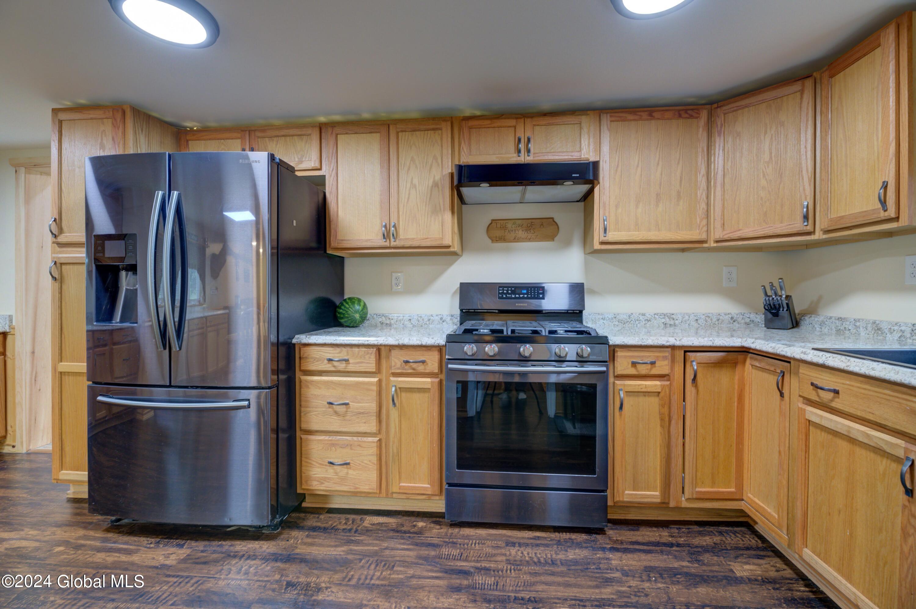 340 Barker Road Gloversville, NY 12078 - Photo 10 of 37 340 Barker-13
