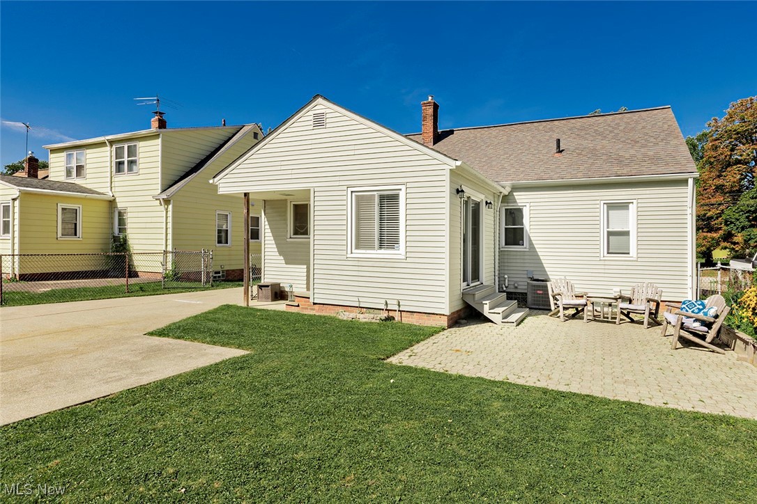 1223 Churchill Road Lyndhurst, OH 44124 - Photo 37 of 40 Gallery Image 37