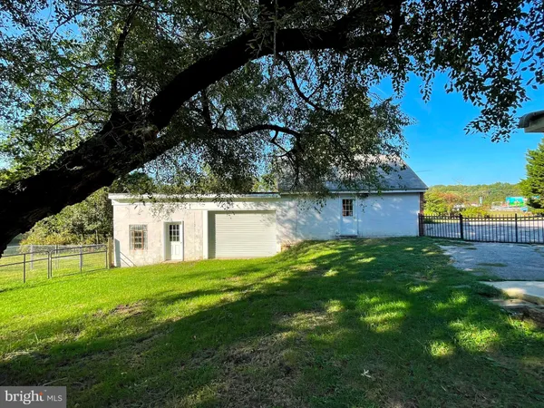 $3,395 | 4085 Hallowing Point Road, Prince Frederick, MD 20678