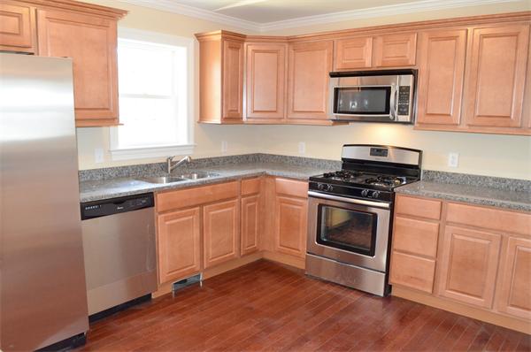 107 Stony Brook Road Raynham, MA 02767 - Photo 3 of 16 Gallery Image 3