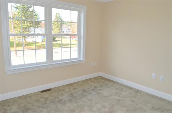 107 Stony Brook Road Raynham, MA 02767 - Photo 6 of 16 Gallery Image 6