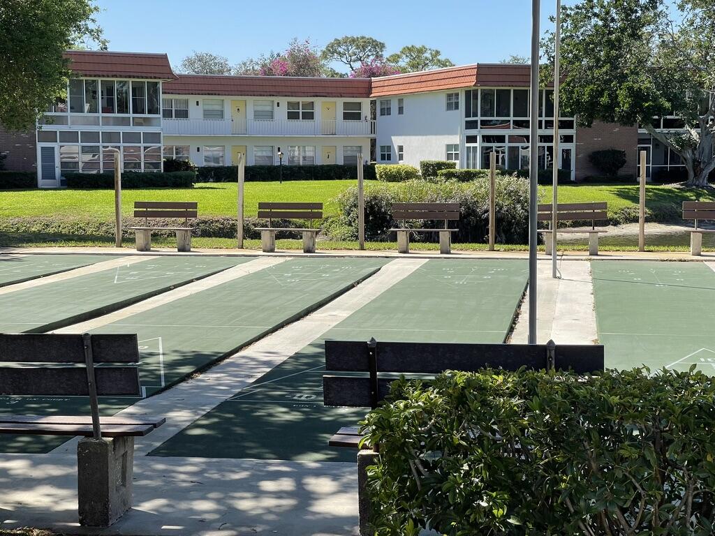 1225 Northwest 21st Street Northwest, Unit 151505 Stuart, FL 34994 - Photo 19 of 44 Suffle board