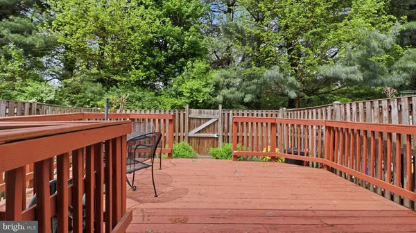 $2,800 | 7821 Fairborn Court, Rockville, MD 20855