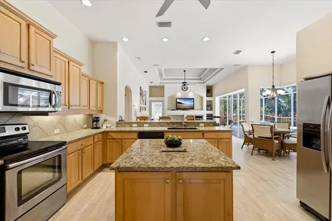 $895,000 | 10010 Cherry Hills Ave Circle, Bradenton, FL 34202