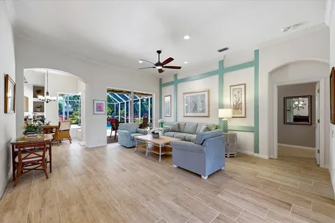 $895,000 | 10010 Cherry Hills Ave Circle, Bradenton, FL 34202