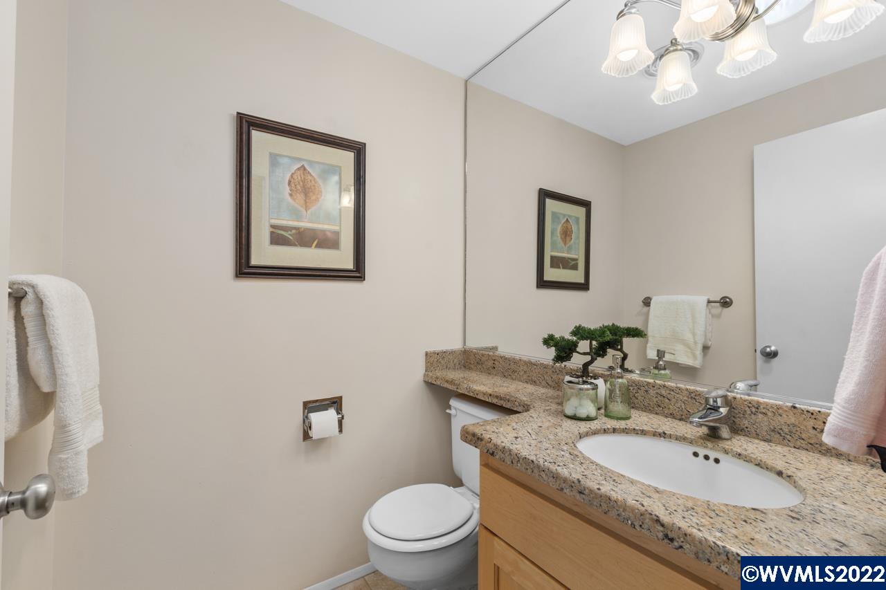 1747 Princeton Road Woodburn, OR 97071 - Photo 13 of 41 Gallery Image 13