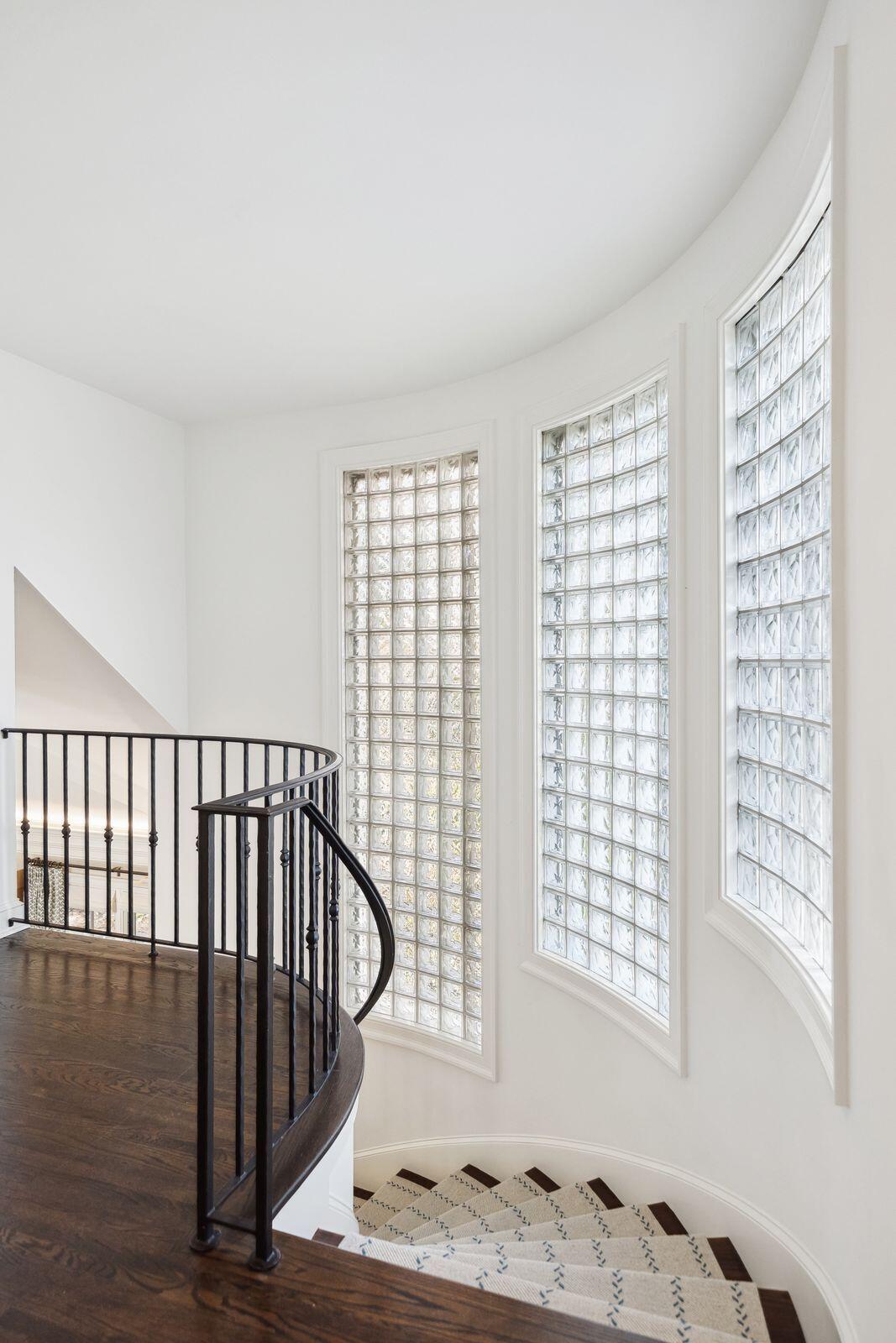 14 Jamestown Road Charleston, SC 29407 - Photo 34 of 86 stairs to primary